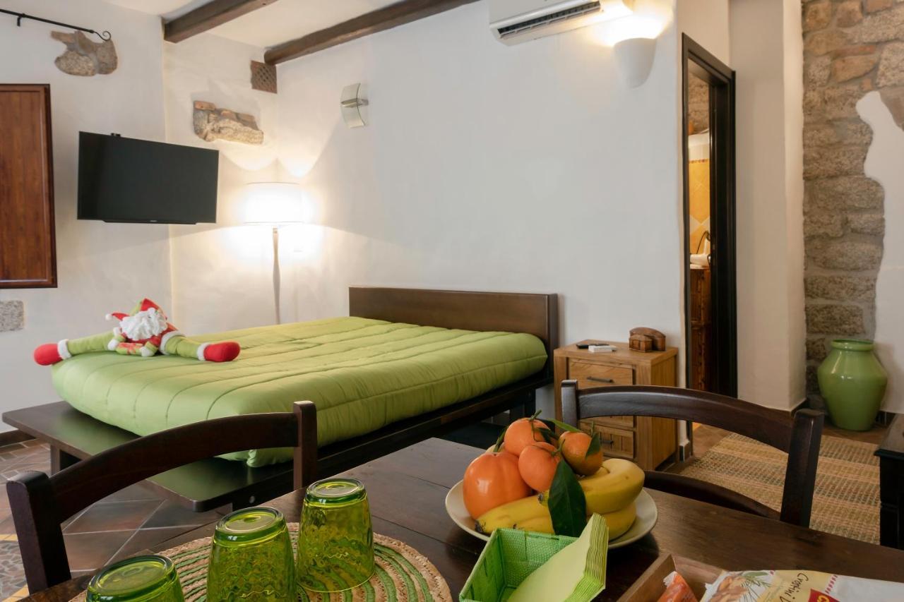 Amsicora 8 Hotel Olbia Eksteriør billede